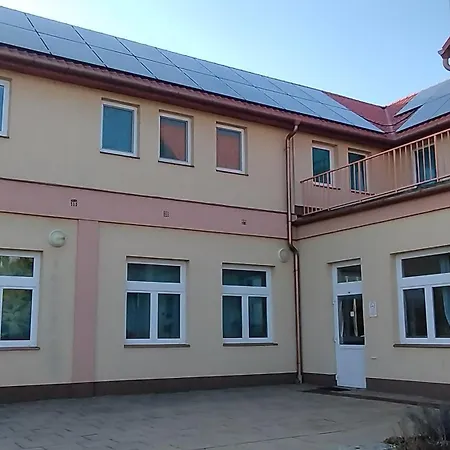 Baji Jozsef Ifjusagi Es Gyermekueduelo B&B