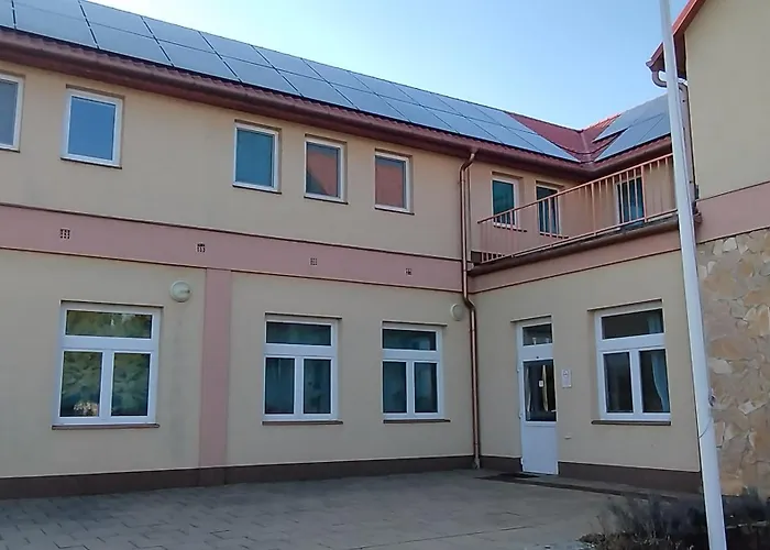 Baji Jozsef Ifjusagi Es Gyermekueduelo Bed & Breakfast